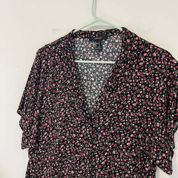 Forever 21 Black & Pink Floral Print Button Up Top Size Small - Picture 2 of 4
